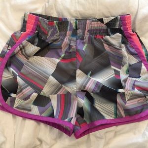 Girls Champion shorts. Size M (7-8).